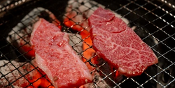 【それって実際どうなの課】肉をいくら食べても太らないのか？